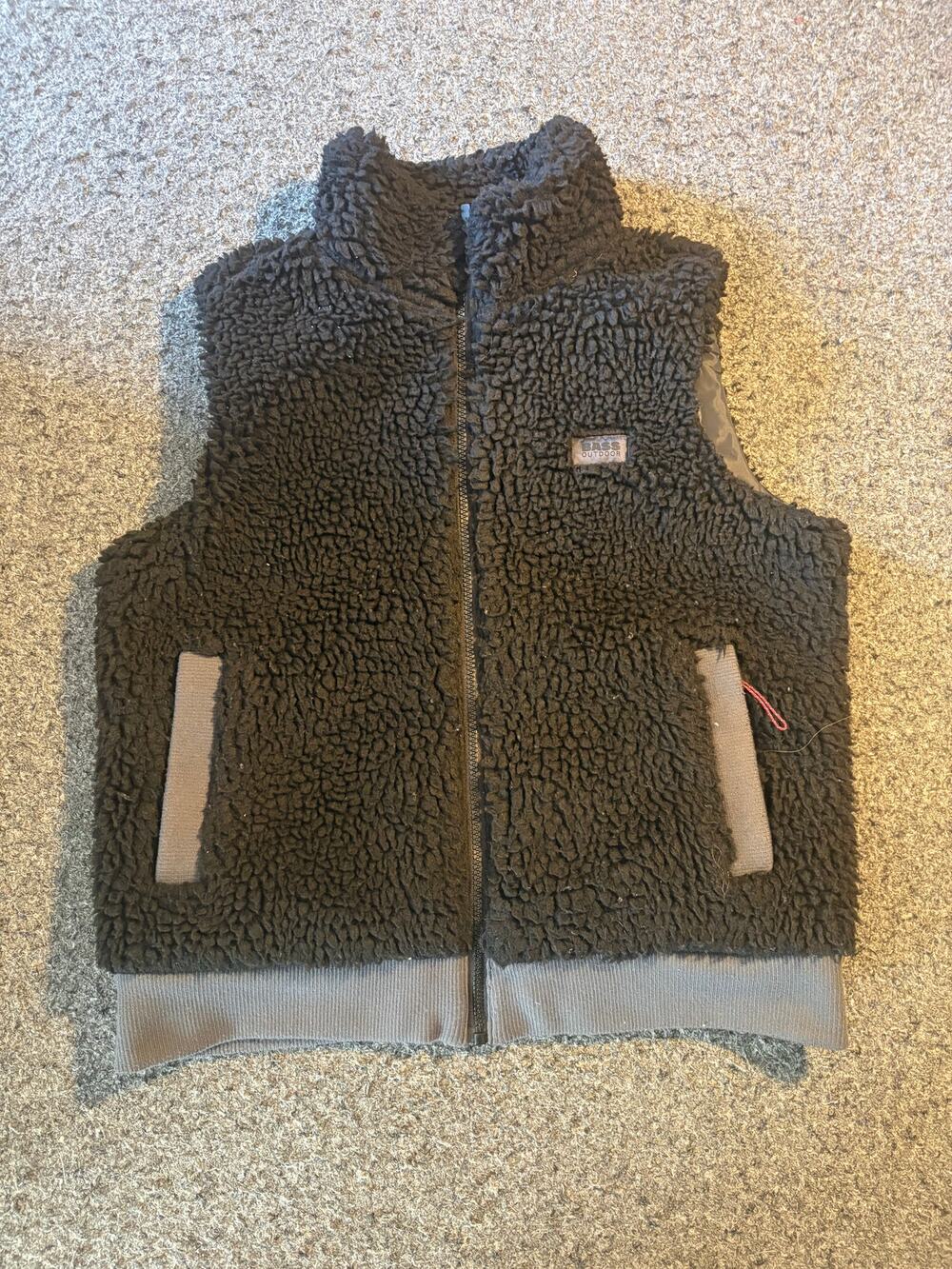 Bass Outdoor Men's Black Faux Sherpa Full-Zip Vest - Size M